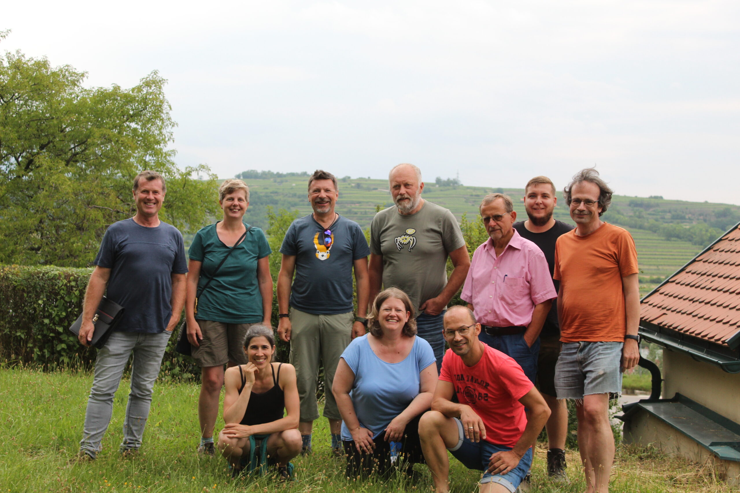 Gruppenfoto eines Teils des Vorstandes und Teams der Regionalen Gehölzvermehrung