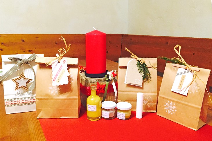 Kosmetik zu Weihnachten schenken